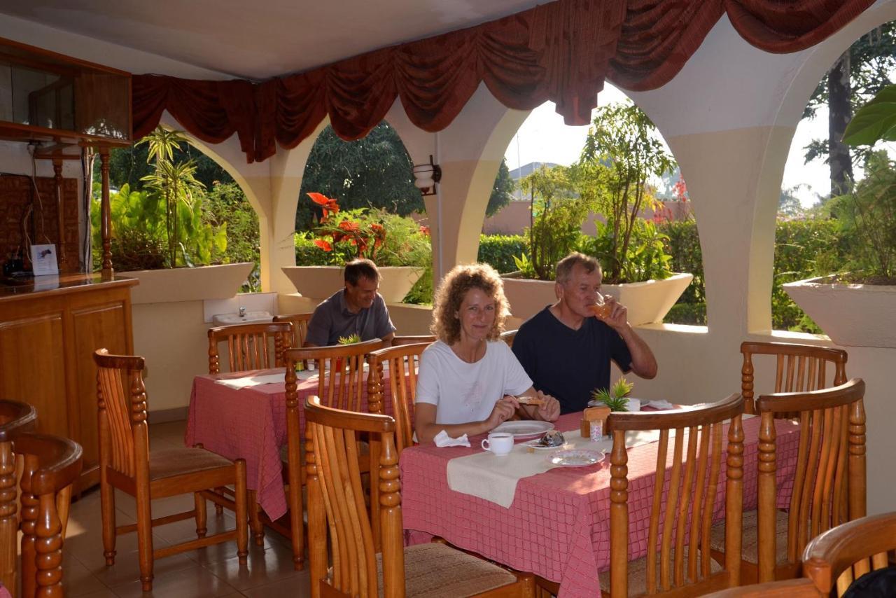 Sunset Hotel Entebbe Zewnętrze zdjęcie