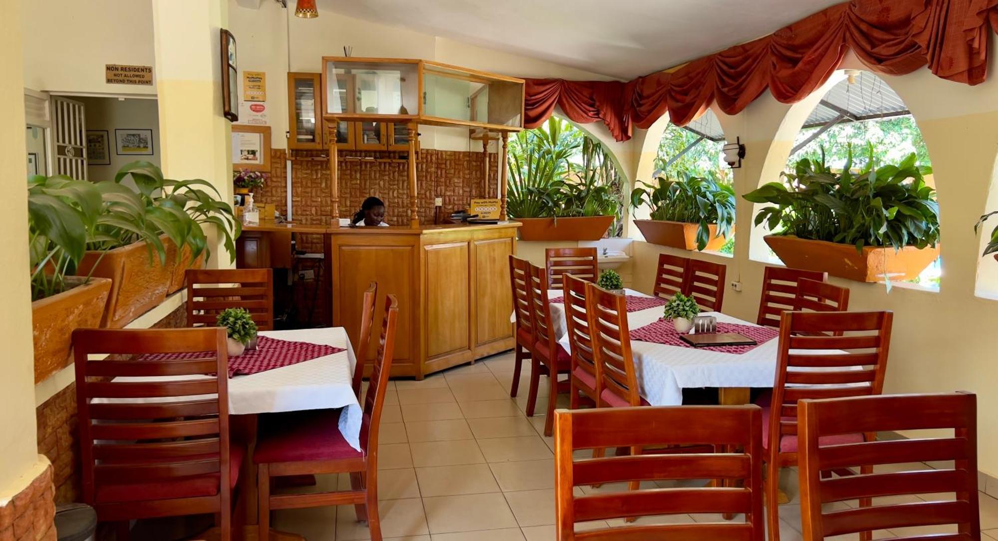 Sunset Hotel Entebbe Zewnętrze zdjęcie