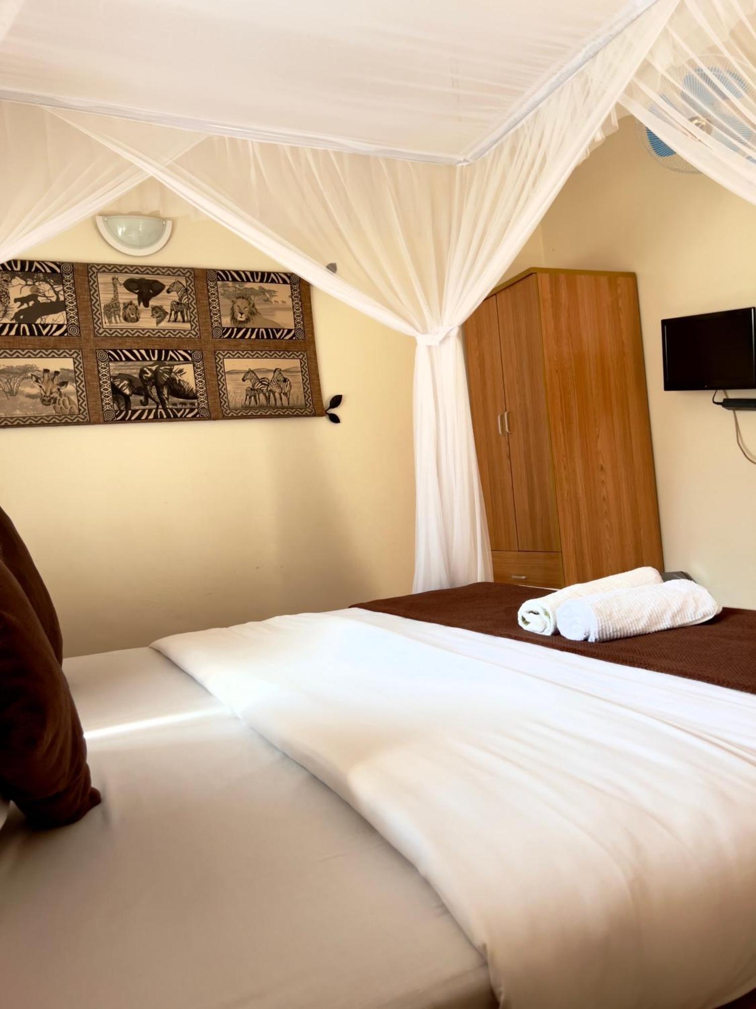 Sunset Hotel Entebbe Zewnętrze zdjęcie