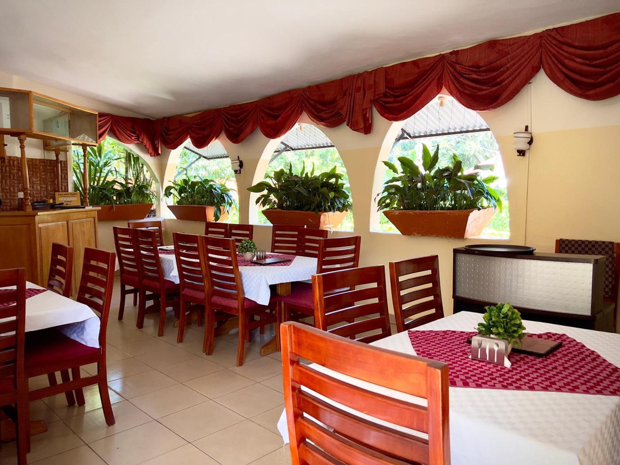 Sunset Hotel Entebbe Zewnętrze zdjęcie